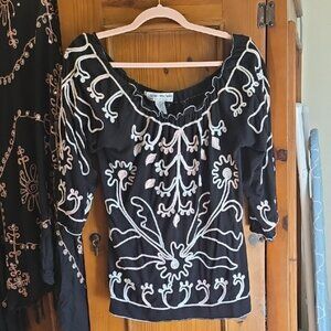 Lauren Michelle Black and White Embroidered Blouse
